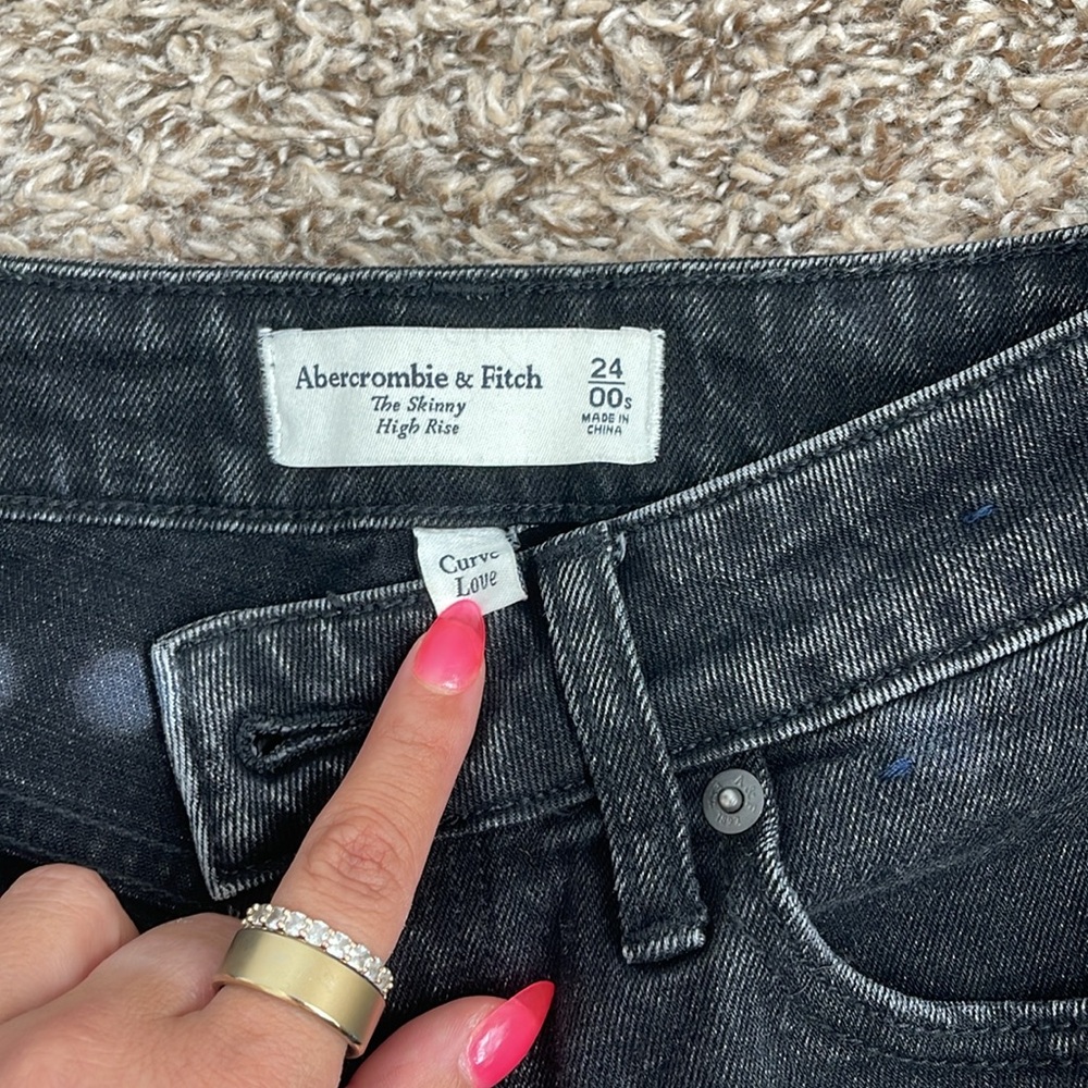 ✨A&F Skinny High Rise - Picture 3 of 4